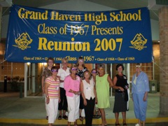 Carole, Joann, Jeanne, Germaine, Carol, Yvonne, Vicki, D (1)
